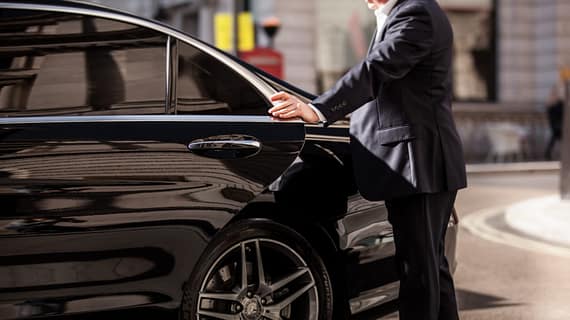 personal driver cost for a day