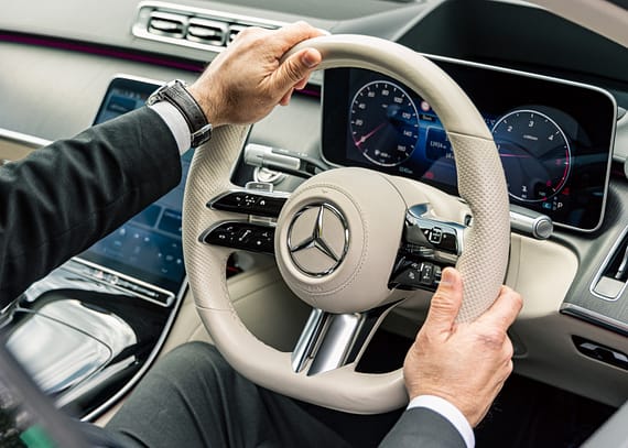 Chauffeur service VS taxi which one to choose